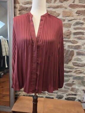 Vince Pleated Plisse V-Neck Long Sleeve Top in Rust